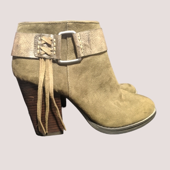 Kensie Shoes - Kensie Mabella Olive Ankle Boots